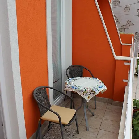 Διαμέρισμα Visnja Nv 3 - With Balcony Novi Vinodolski