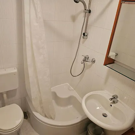 Visnja Nv 3 - With Balcony * Novi Vinodolski