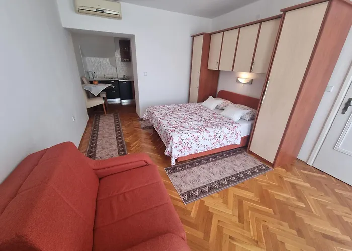 Visnja Nv 3 - With Balcony Διαμέρισμα *