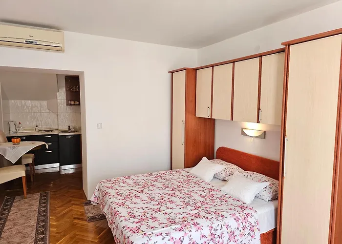 Διαμέρισμα Visnja Nv 3 - With Balcony Novi Vinodolski