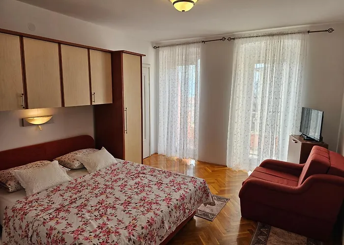 Visnja Nv 3 - With Balcony * Novi Vinodolski